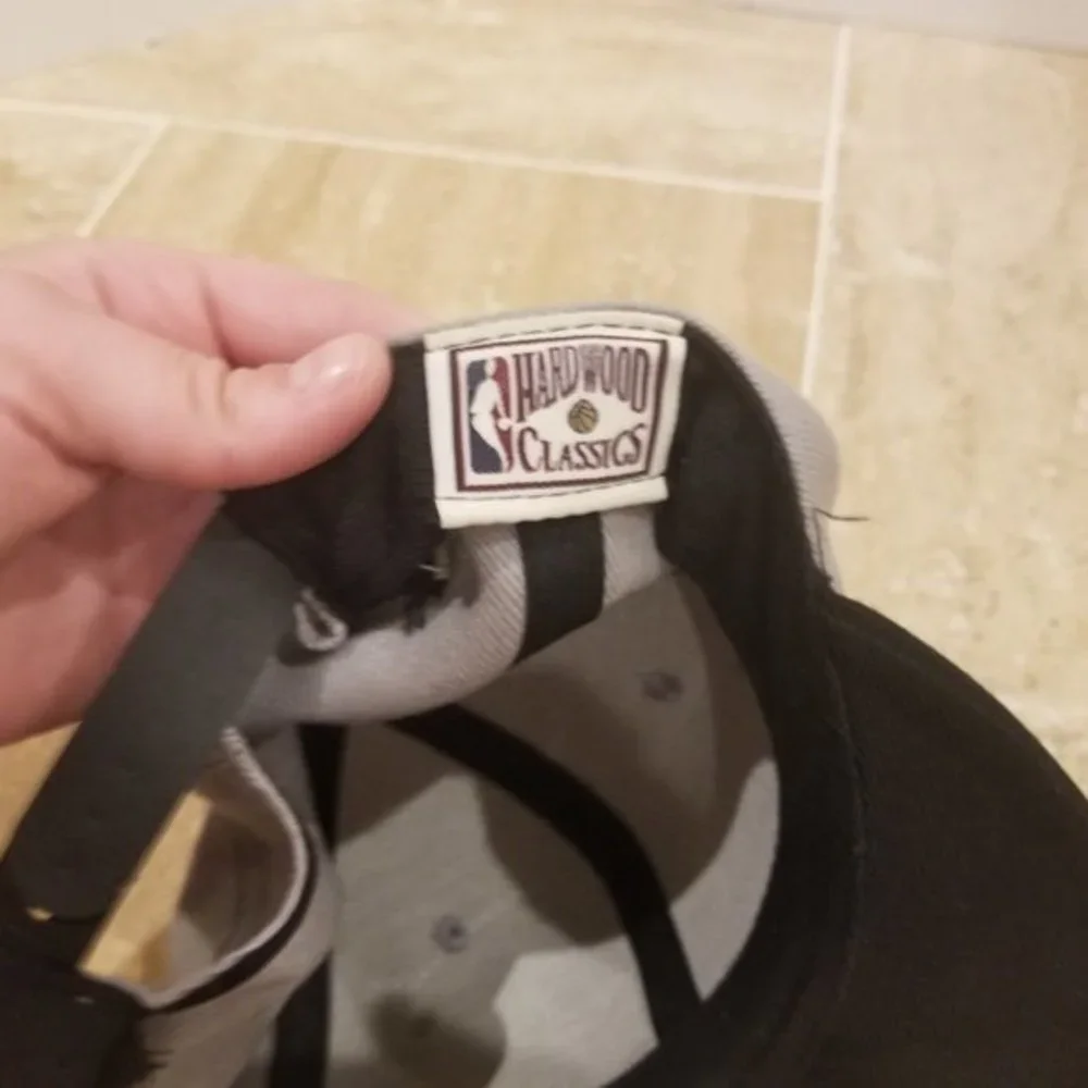 Classics Hardwoods Snapback Hat‎ Metal Plate Chicag